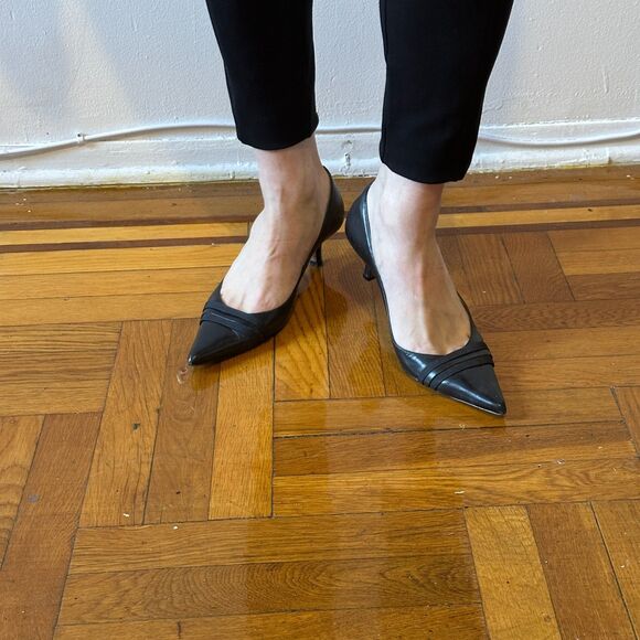 Nordstrom Whisper Dark Navy Blue Kitten Heels Leather Upper and Sole 12M - Picture 5 of 10